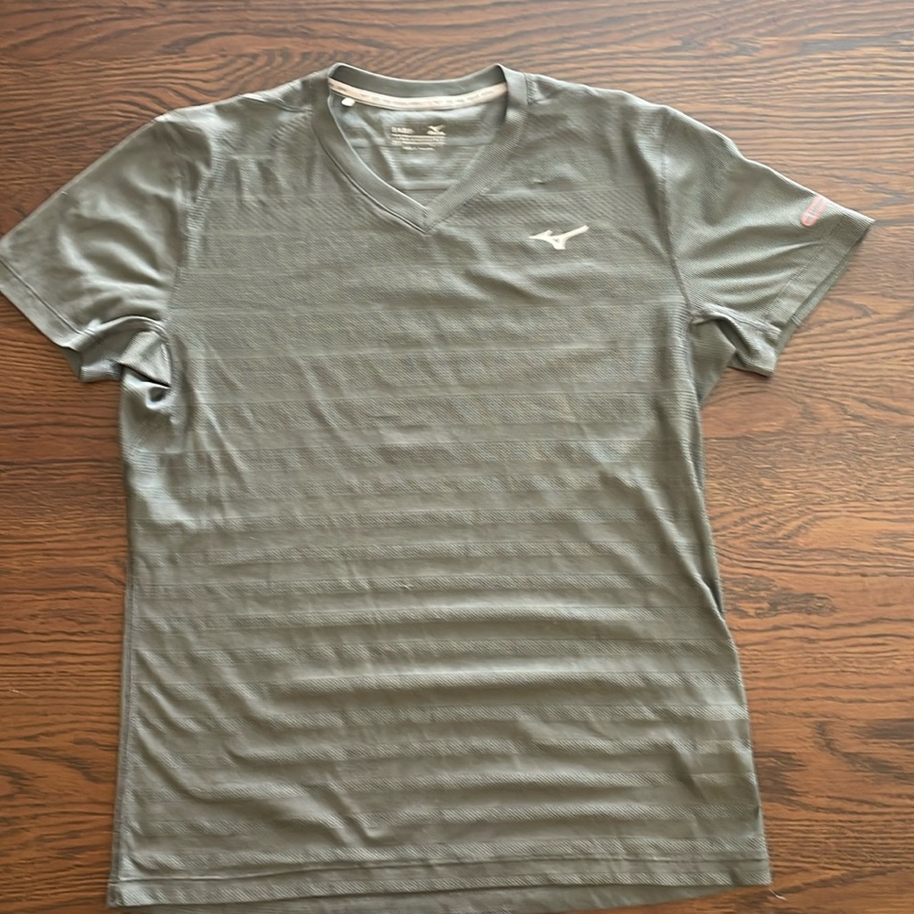 Mizuno running shirt